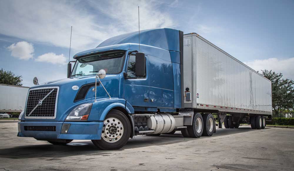 enclosed auto transport